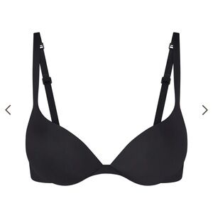 SKIMS Ultimate Push Up Bra Black 32D New